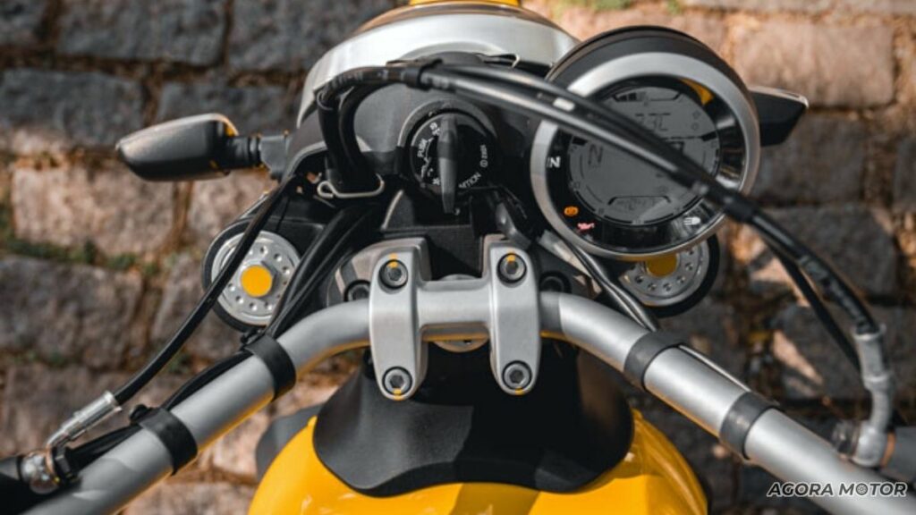 Painel da Scrambler Icon 2023.