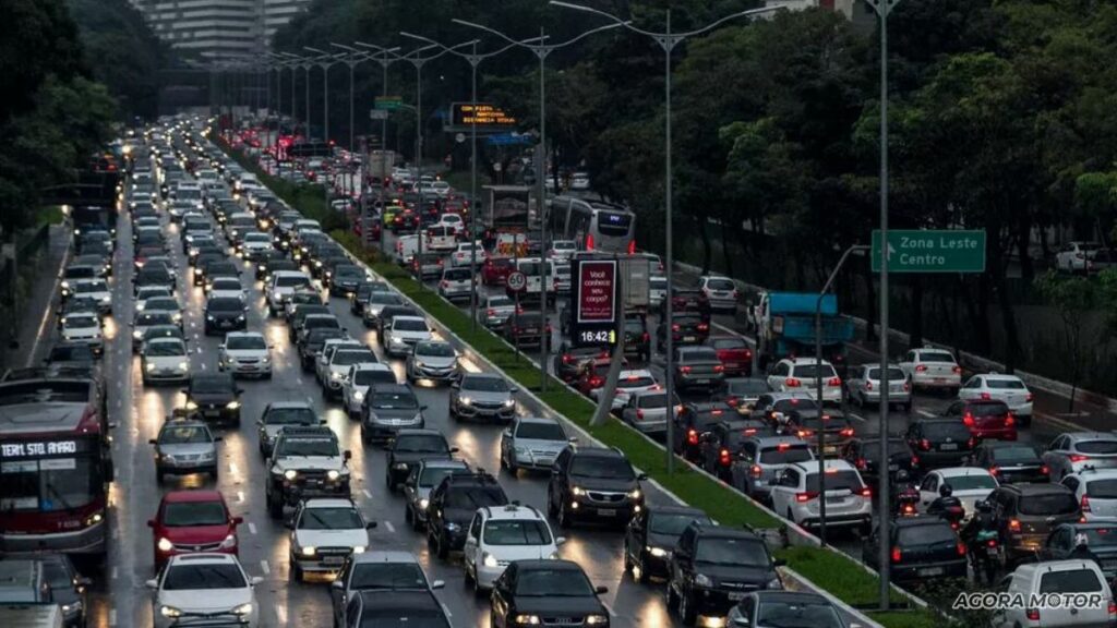 Trânsito pesado em São Paulo.