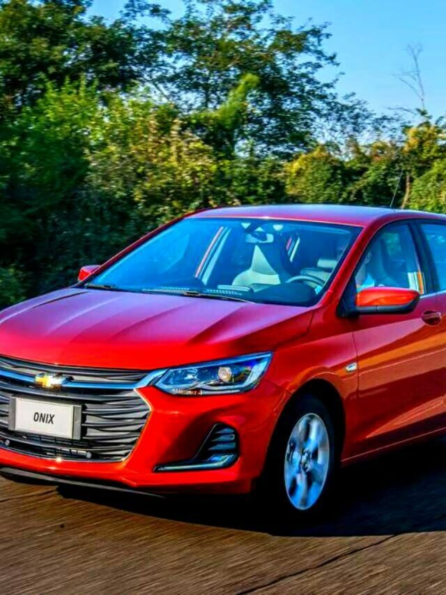 5 carros que a Fiat vende no exterior e no Brasil não