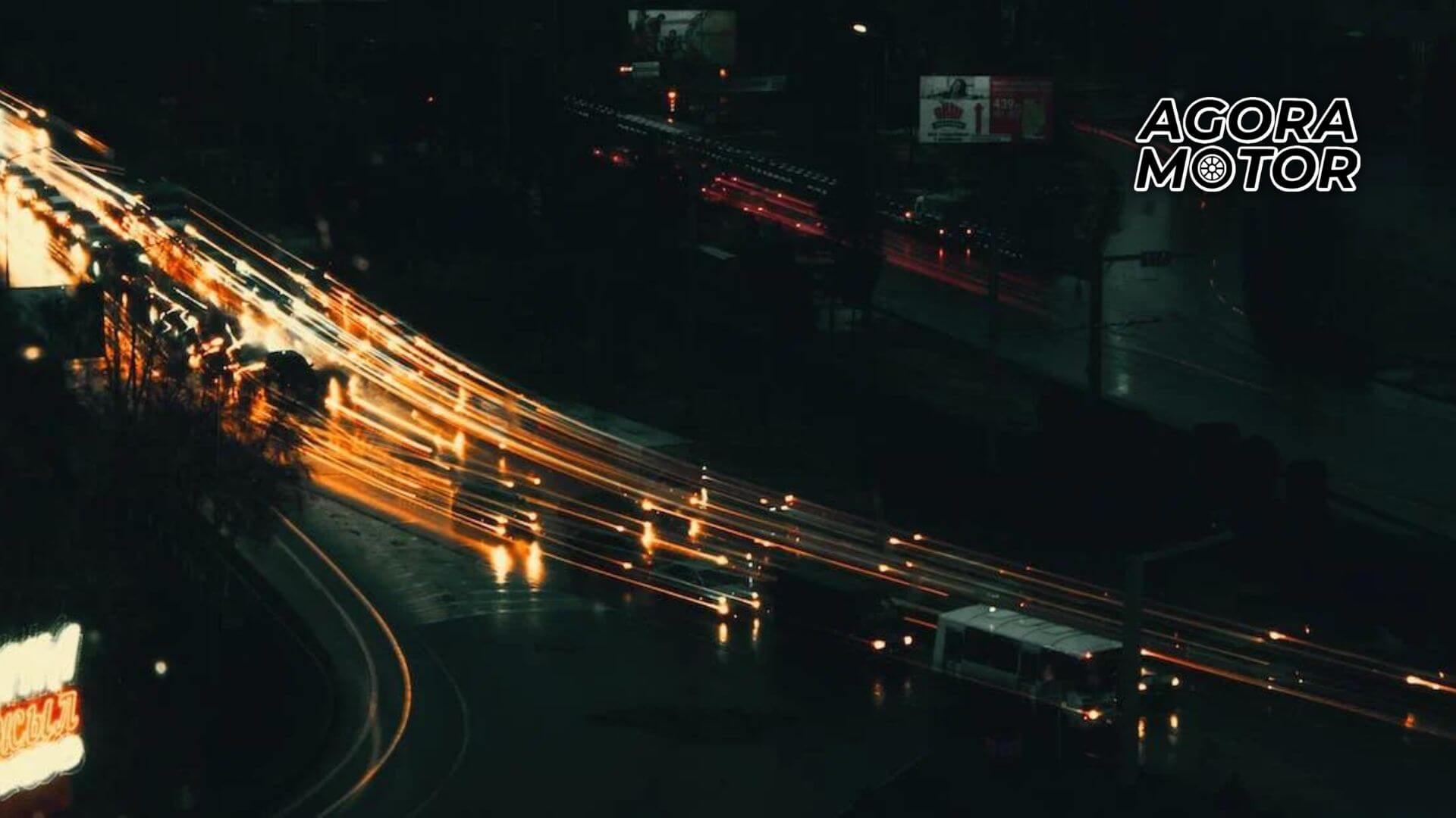 Foto de carros em uma pista, Carros vão baixar em 2023?