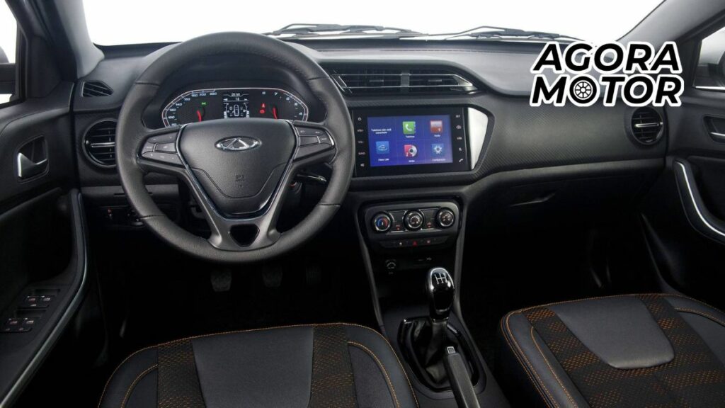 Foto do interior do Tiggo 2 em 2023