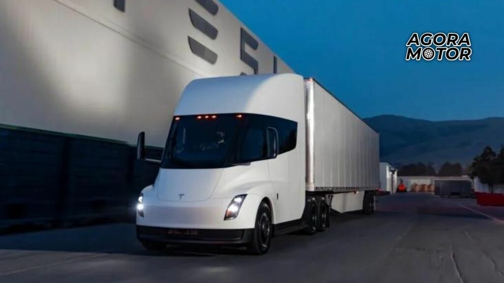 Foto de um Tesla Semi 2023