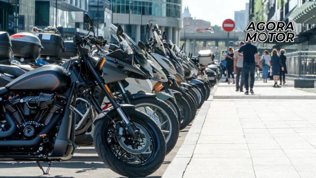 Foto de várias motos estacionadas, valor das motos vai baixar em 2023