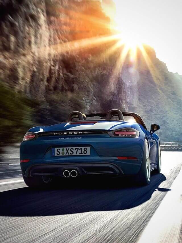 Traseira do Porsche 718 Boxster.