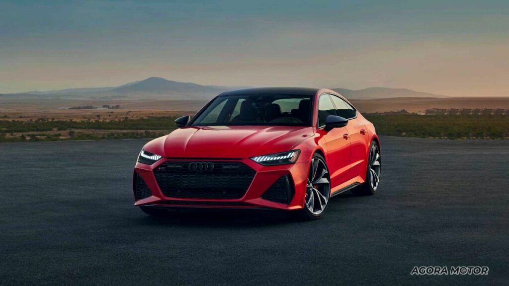 Dianteira do Audi RS7 2023.
