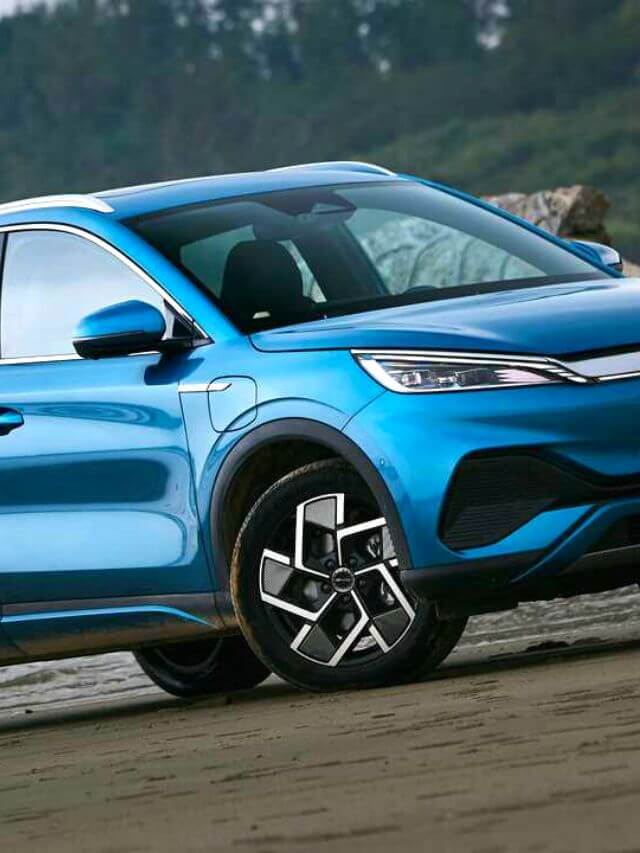 Lateral do BYD Yuan Plus 2023.