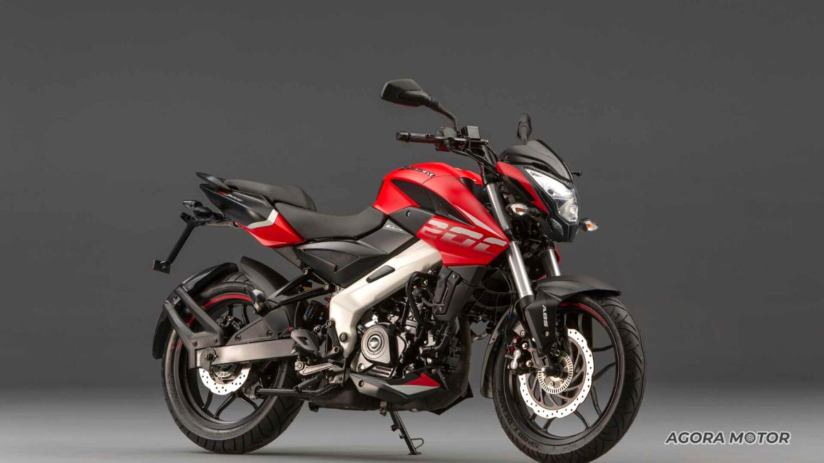 Lateral da Dominar 2023 na cor vermelha.