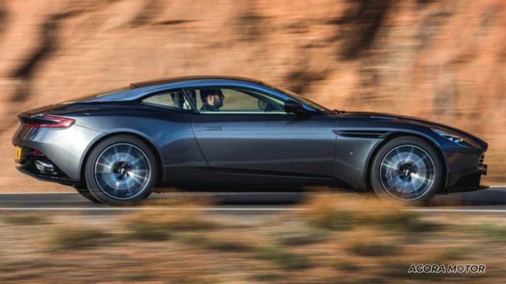 Lateral do DB11 2023.