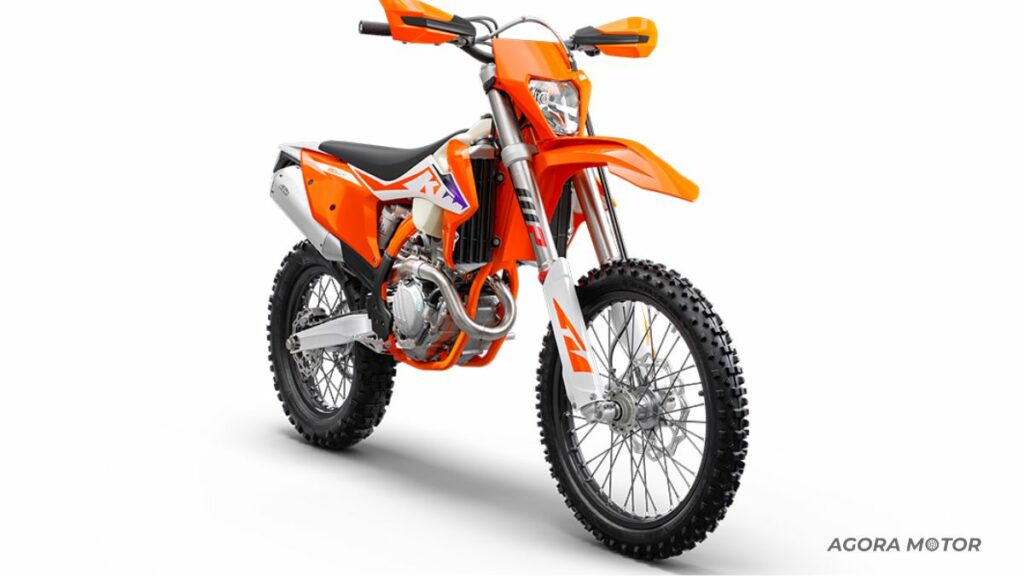 Frente da EXC-F 250.