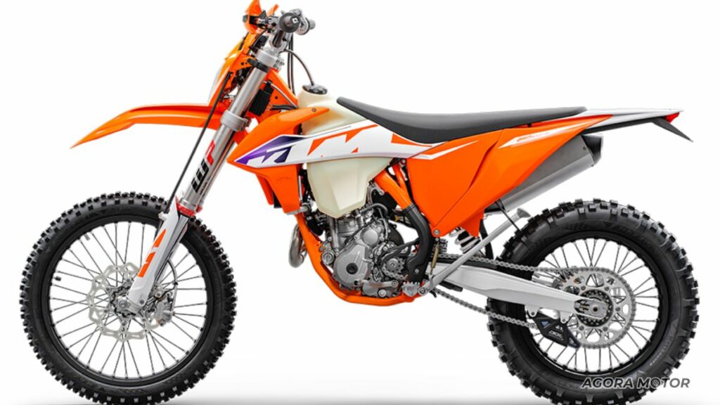Lateral da EXC-F 250.