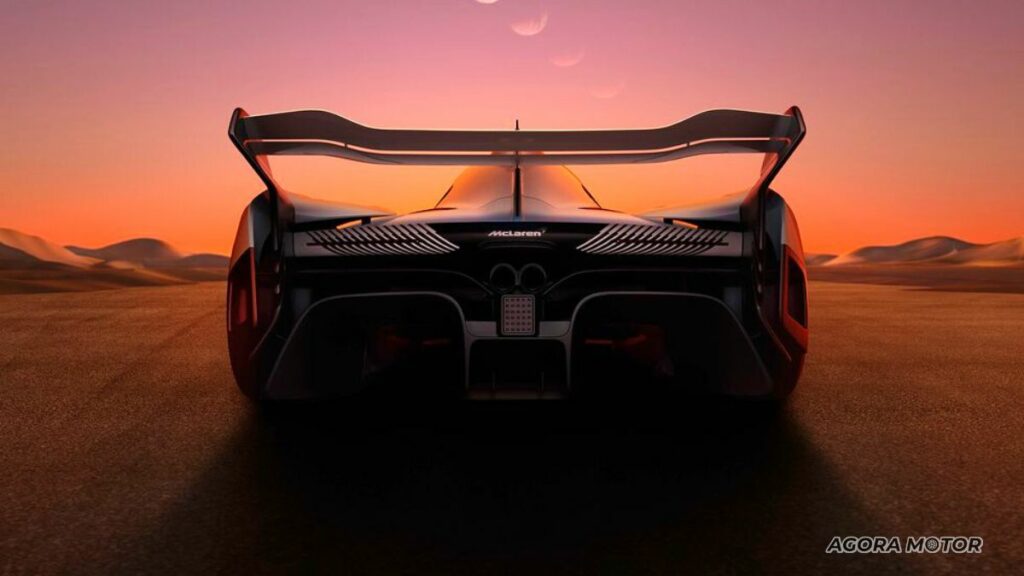 Traseira do Solus GT.