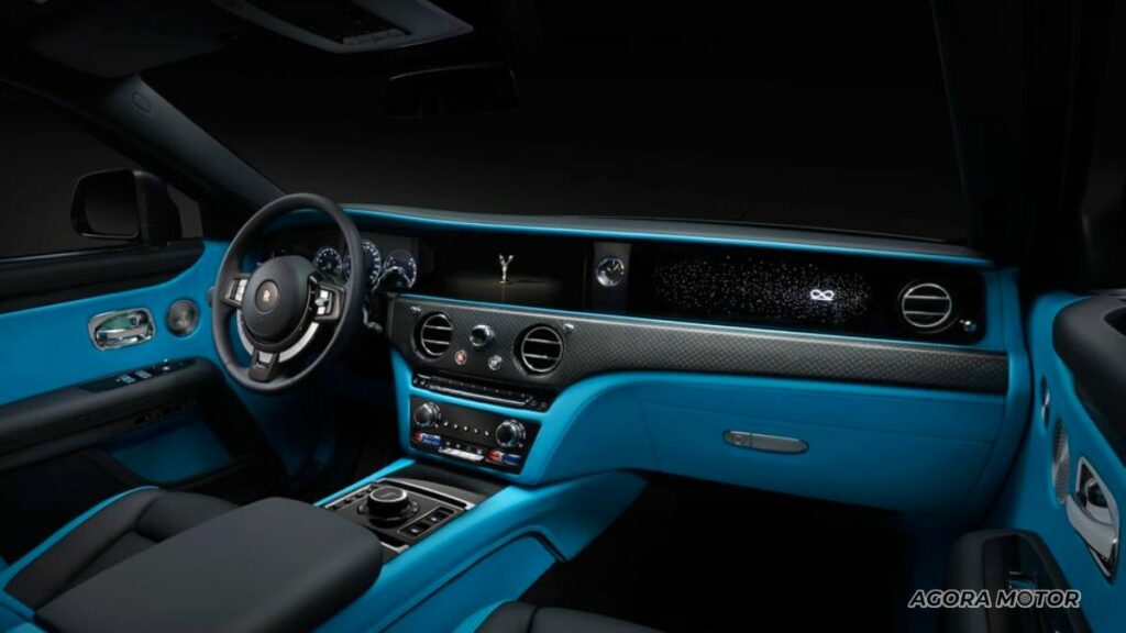 Painel do Rolls-Royce Ghost 2023.