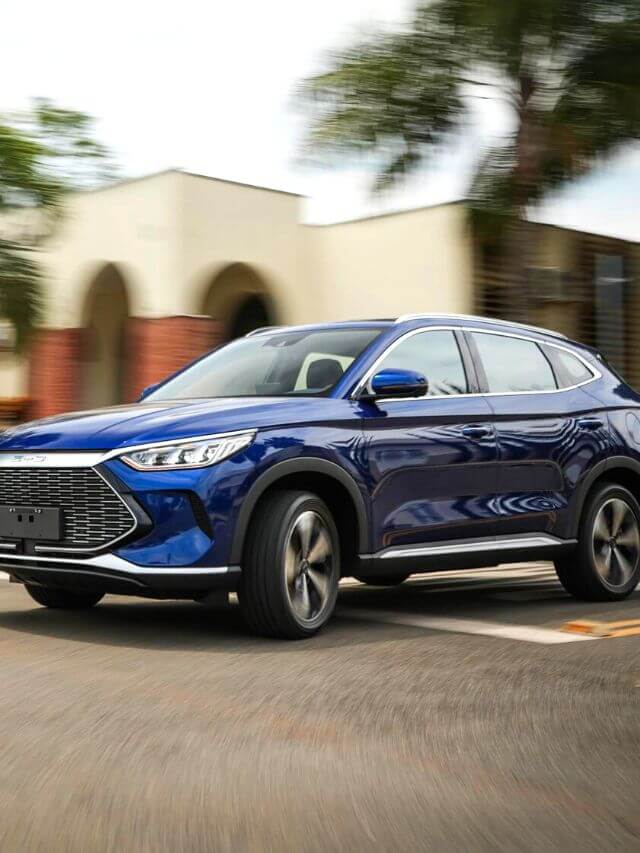 Song Plus 2023 na cor azul.