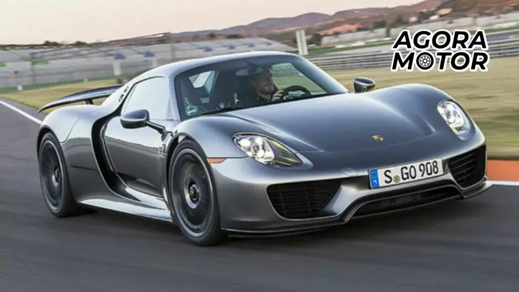 Foto de uma Spyder 2015, modelo com IPVA mais caro