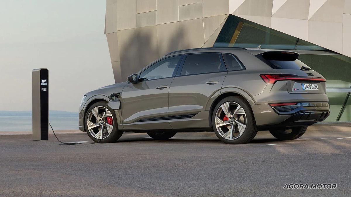 Q8 E-Tron 2023sendo carregado.