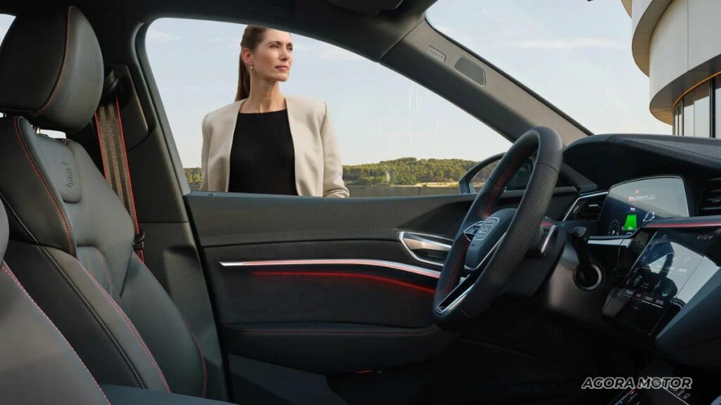 Interior do E-Tron.