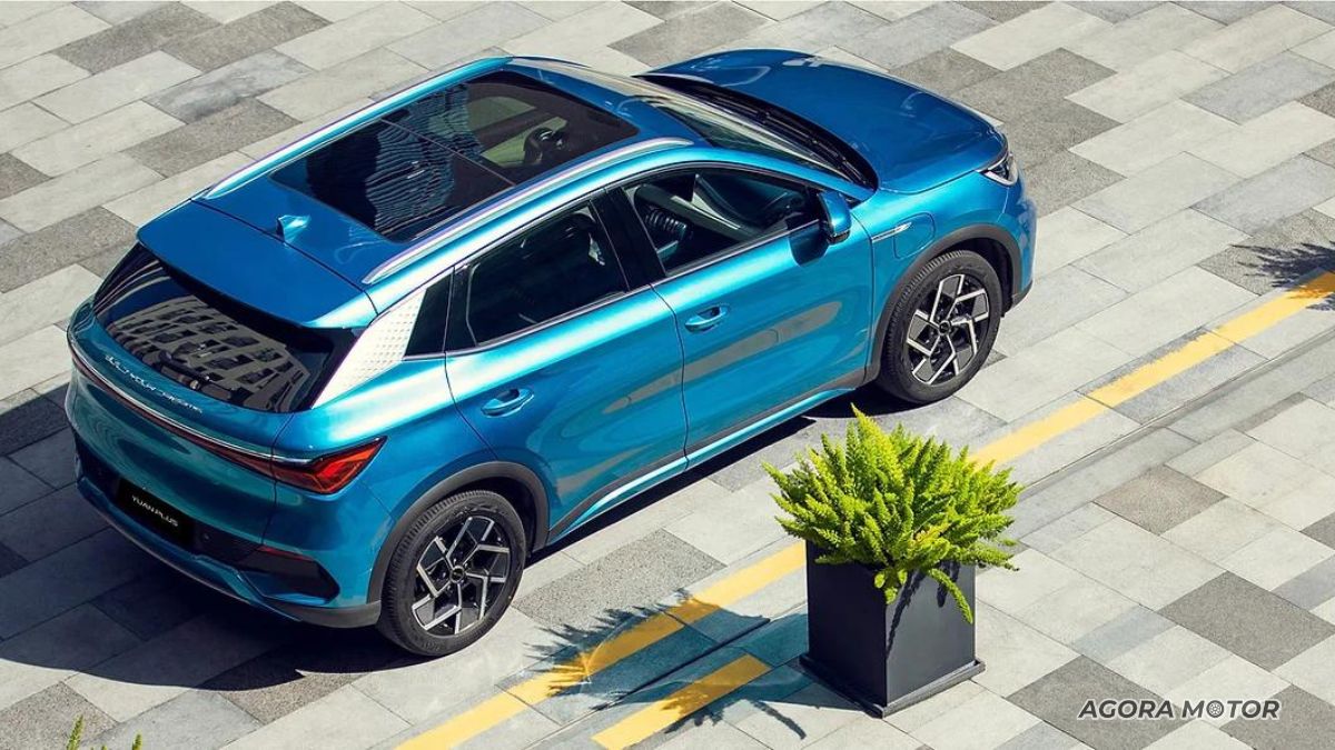 Vista de cima do Yuan Plus 2023.