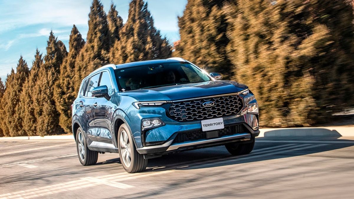 Dianteira do Ford Equator.