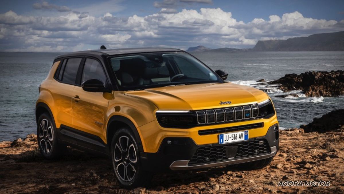 Frente do Jeep Avenger 2023.