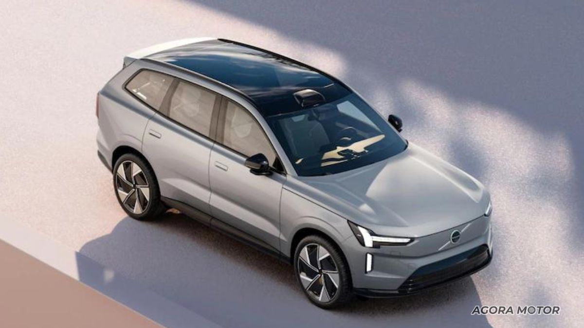Volvo EX90 2024
