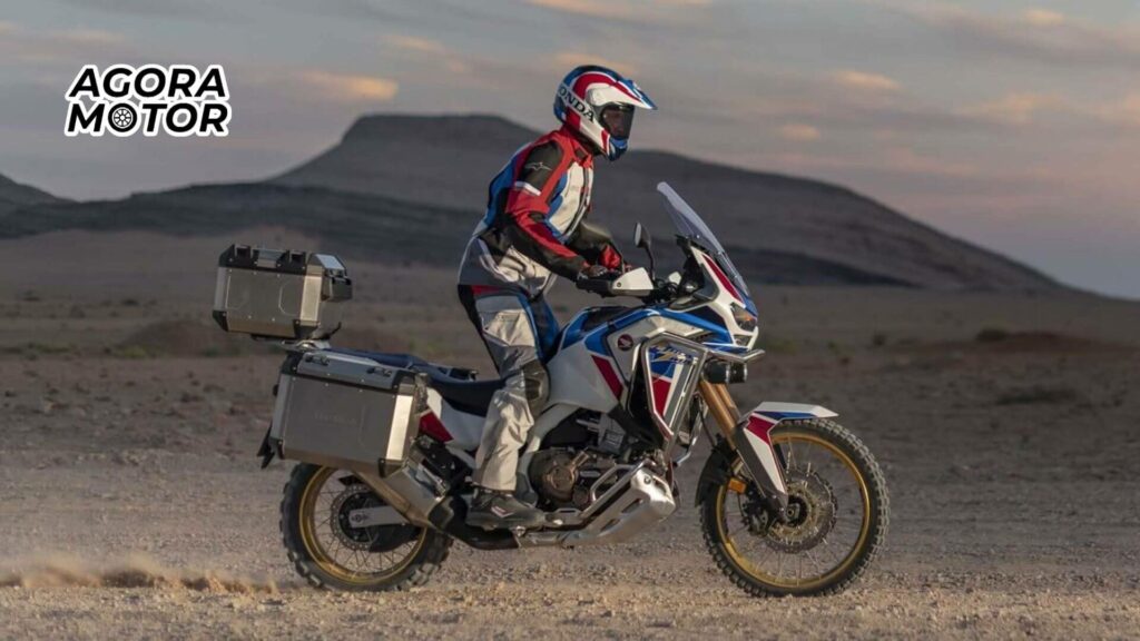 Foto lateral de uma CRF 1100 L