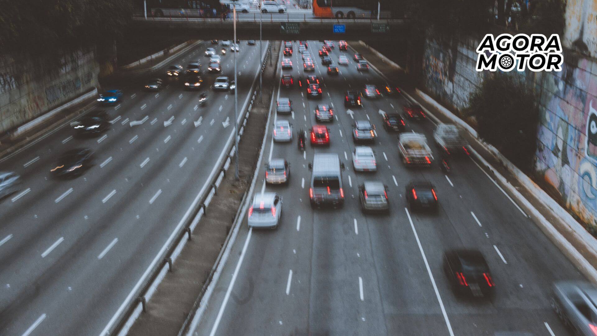 Foto de carros andando, brasileiros