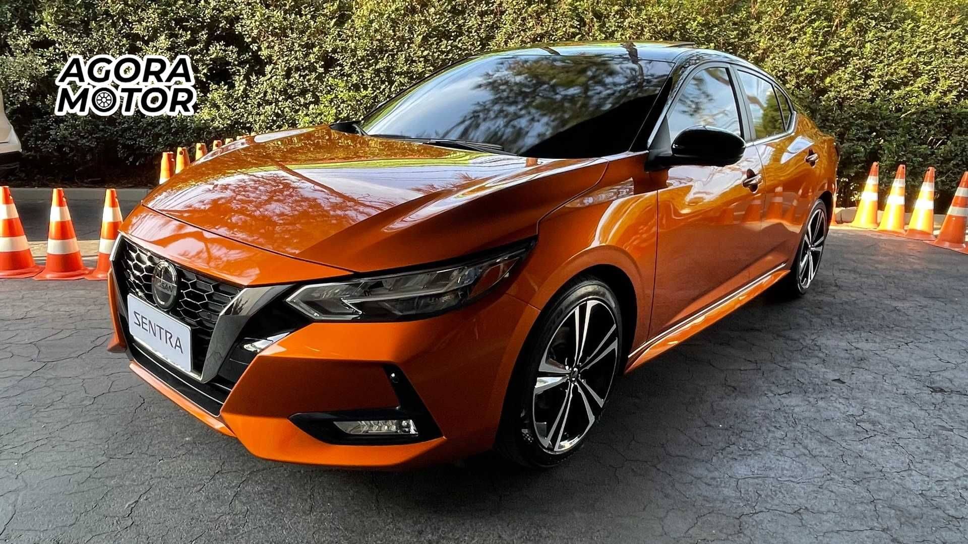 Foto de um Nissan Sentra 2023