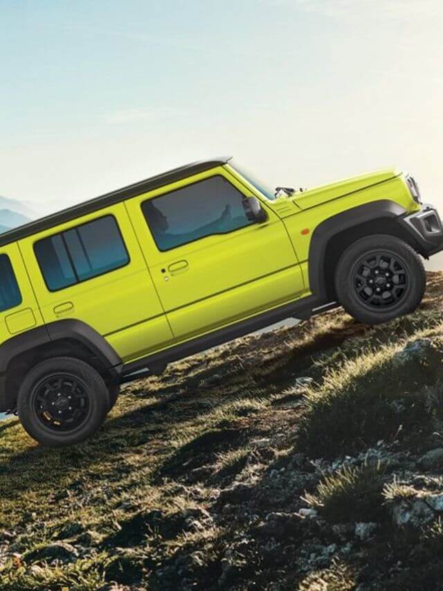 Foto de um Suzuki Jimny Sierra quatro portas