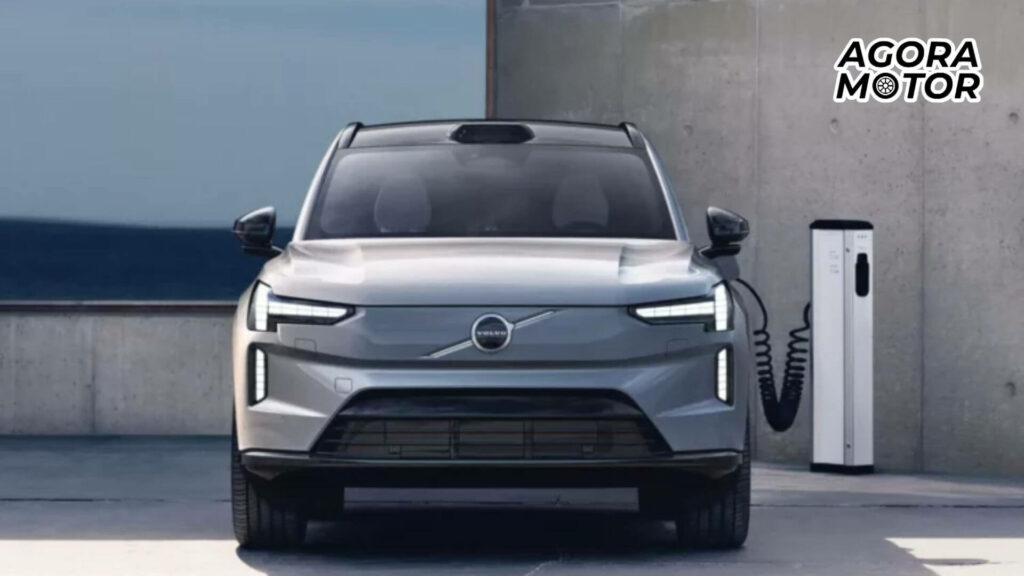 Foto de um Volvo EX90, o EX30 via ser similar