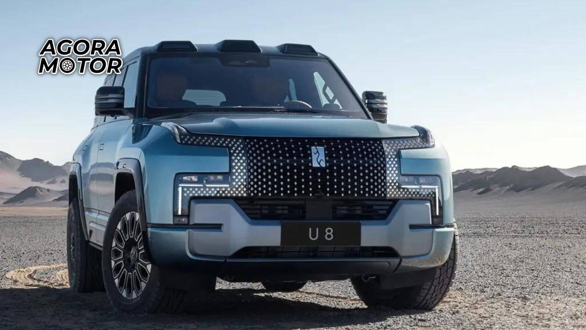 Foto frontal de um BYD Yangwang U8