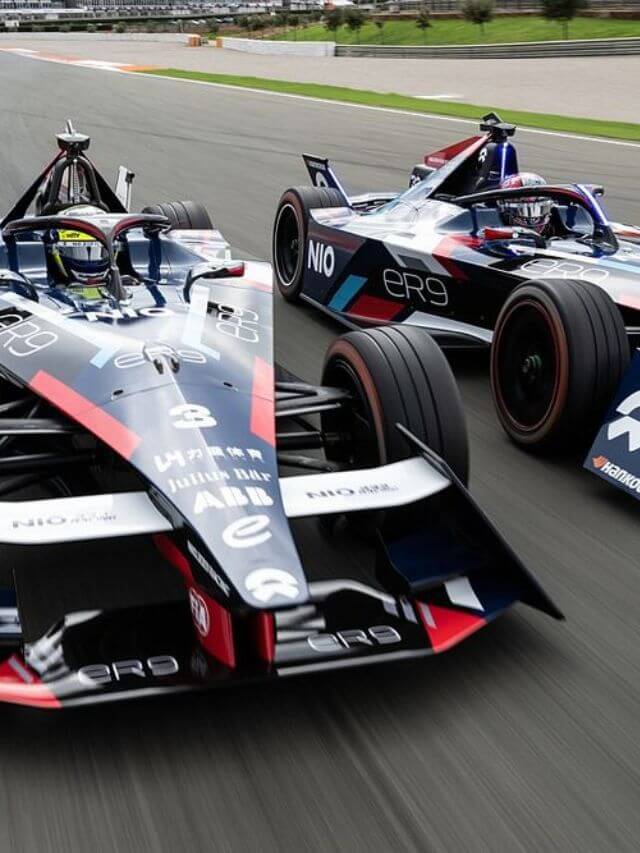 Carros da Fórmula E.