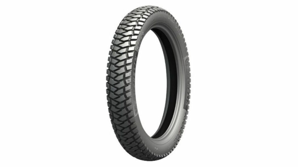 Pneu 110/90-17 Michelin Anakee Street 60P Traseiro.