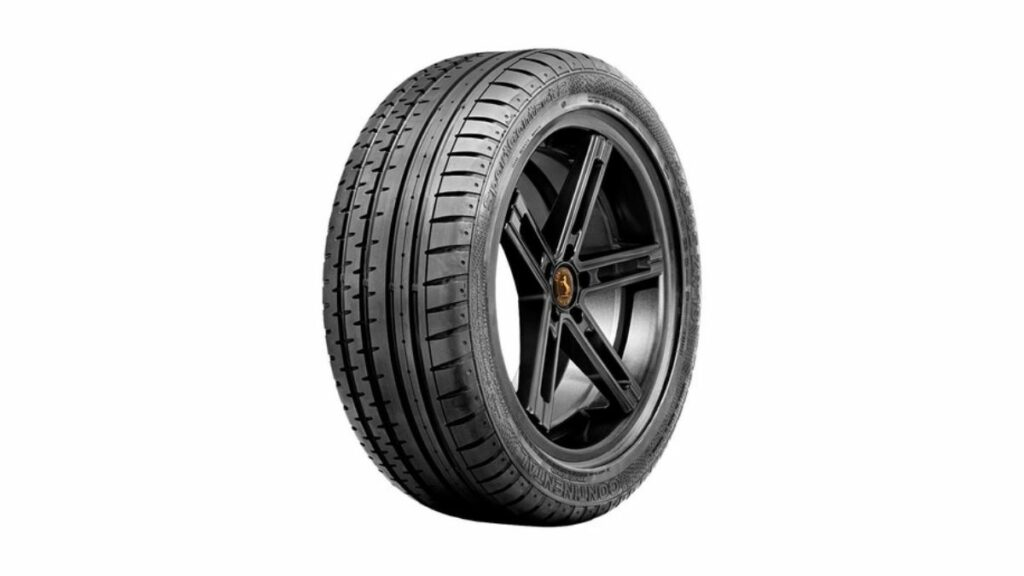 Melhores pneus 255/35 R20. Foto: Reprodução