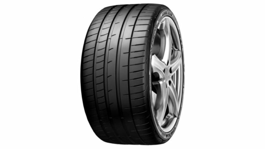 Melhores pneus 295/35 R20.