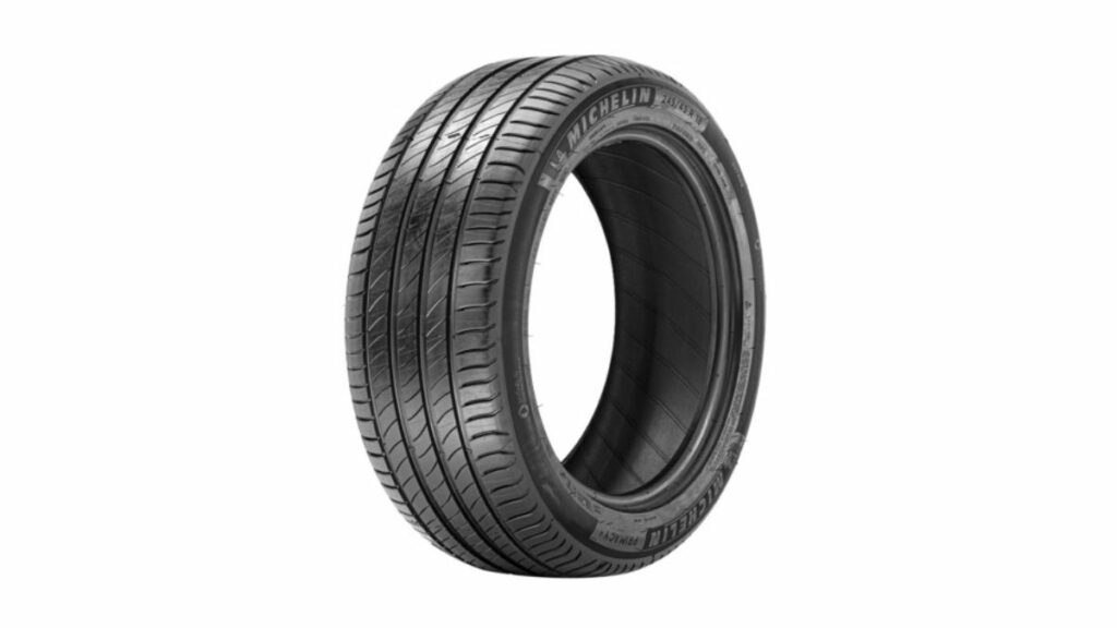 Melhores pneus 235/55 R18.