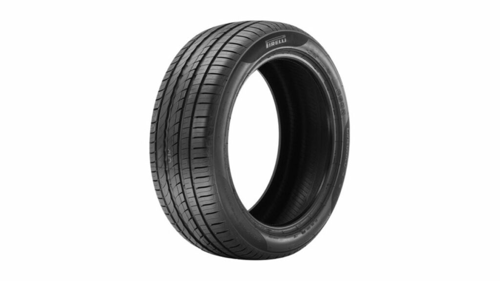 Pneu Pirelli Cinturato P1 Plus 235/45 R18 98W.