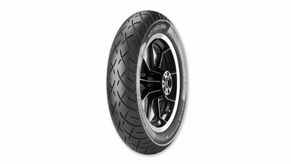 Pneu 120/90-17 Metzeler ME 888 Marathon Ultra 64S Dianteiro.