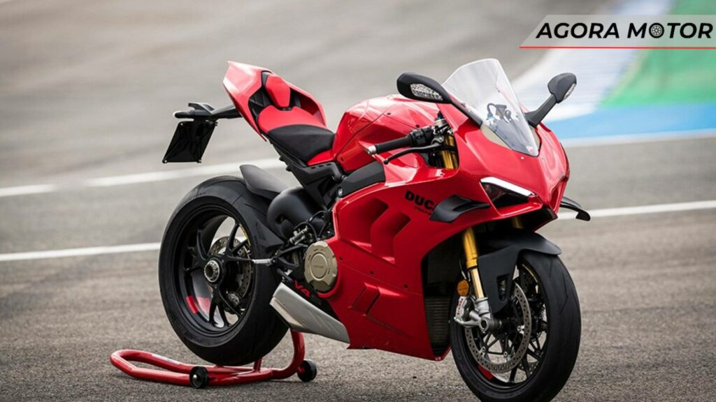 Foto de uma Panigale 2023
