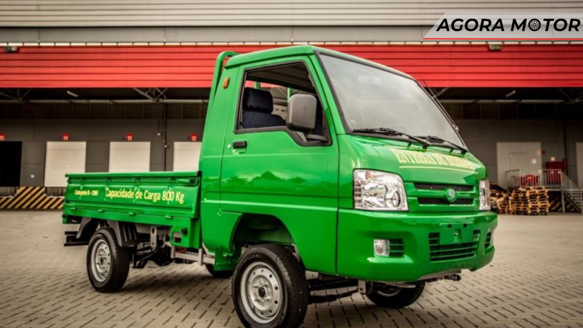 e.coTruck 2023 na cor verde.