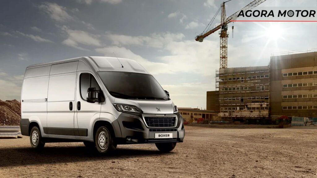 Foto de um Peugeot Boxer 2023