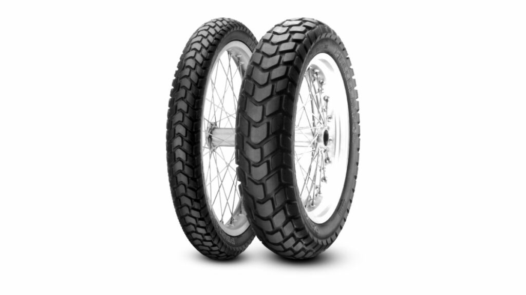 Modelo de pneu da Pirelli MT60