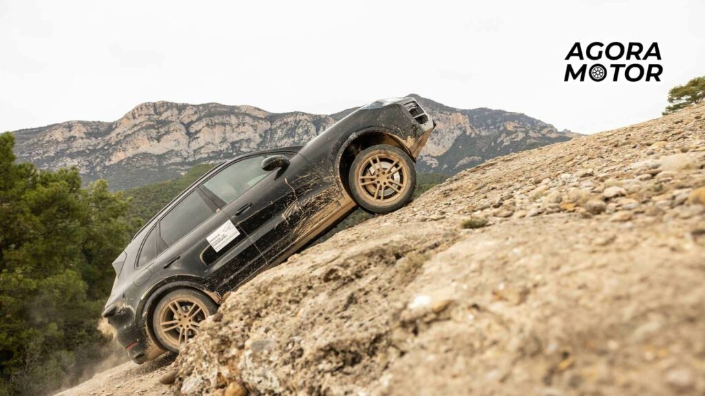 Foto de um Porsche Cayenne 2024