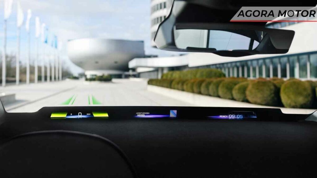 BMW cria display panorâmico visível a todos os ocupantes, para manter o motorista centrado na estrada