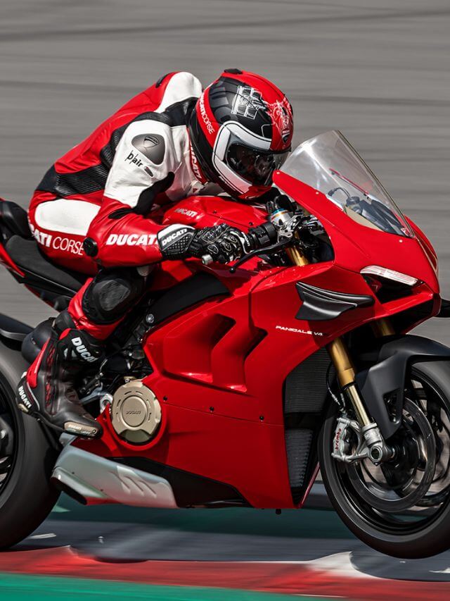 Panigale V4S 2023.
