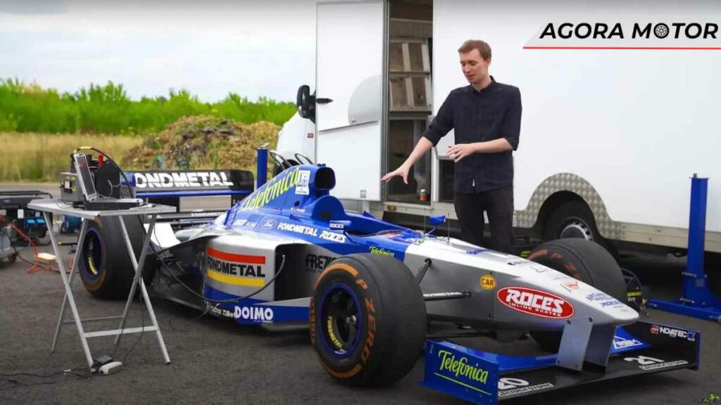 Por que carros antigos de Fórmula 1 demoram literalmente horas para ligar?