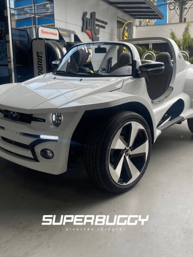 Super Buggy Wake Street na cor branca.