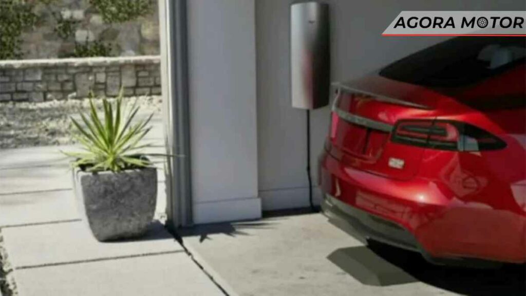 Tesla estaria trabalhando em carregadores sem fio para seus carros elétricos: veja flagra