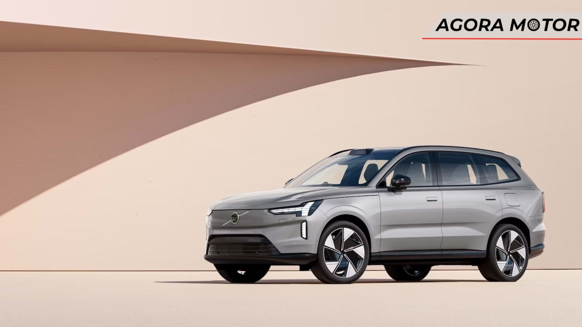 Visual do Volvo EX90. Volvo EX60 2023.