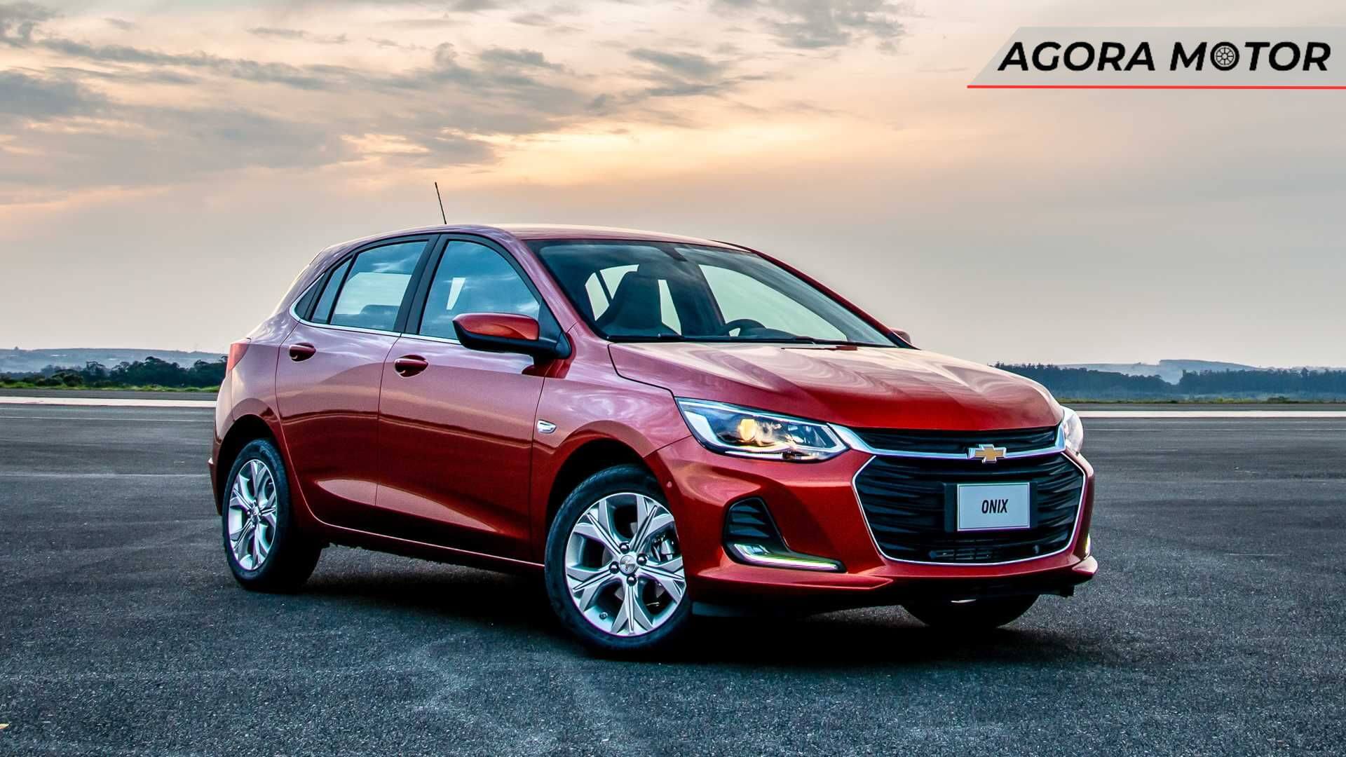 Foto de um Chevrolet Onix Hatch, modelo seguro