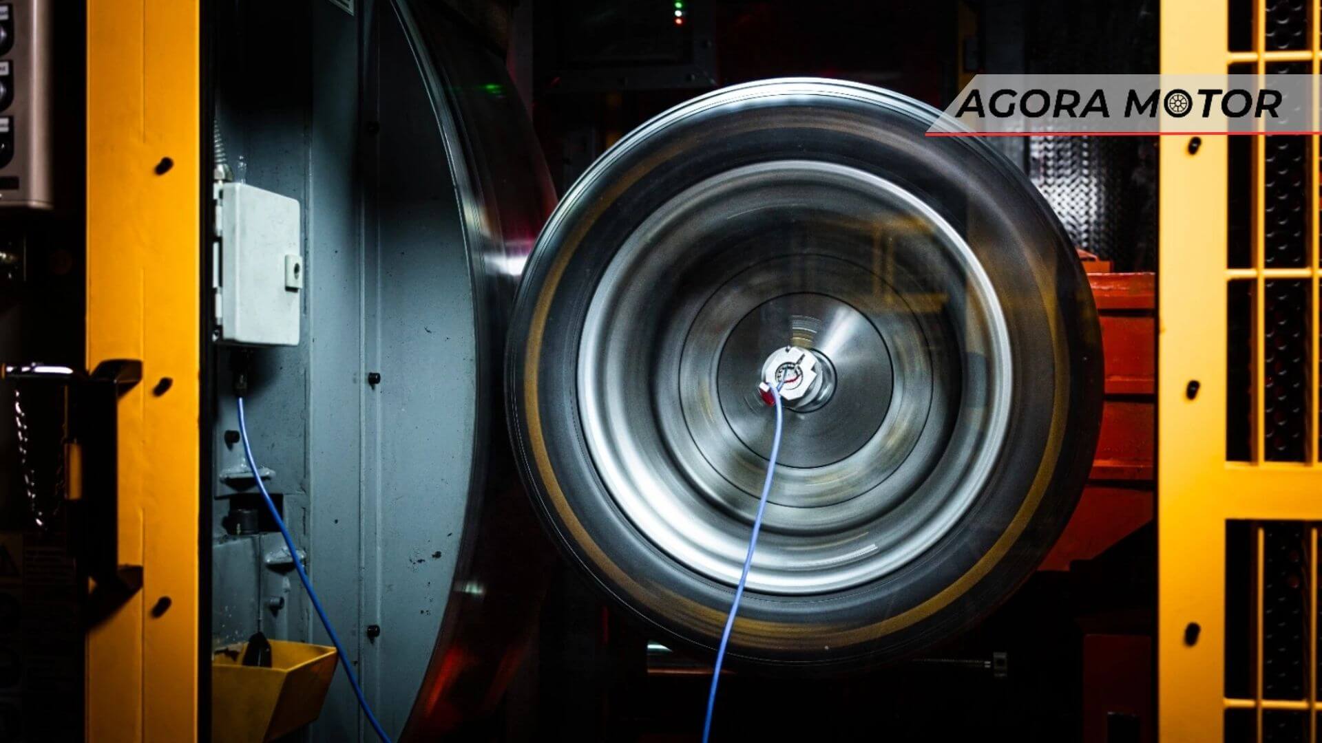 Foto de um Pneu a 500 km/h, teste da Pirelli